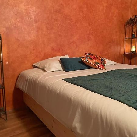 Vila La Nuit De La Chouette Bruniquel Exteriér fotografie